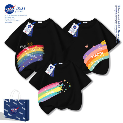 NASA聯名兒童節親子裝2025新款一家三口彩虹純棉短袖T恤全家上衣 NASA聯名兒童節親子裝2025新款一家三口彩虹純棉短袖T恤全家上衣