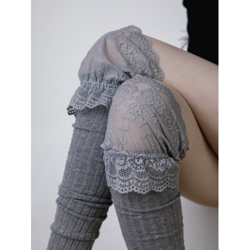 SS2L秋冬暗黑辣妹風蕾絲襪口拼接純色過膝大腿襪長筒襪子女堆堆襪 SS2L秋冬暗黑辣妹風蕾絲襪口拼接純色過膝大腿襪長筒襪子女堆堆襪