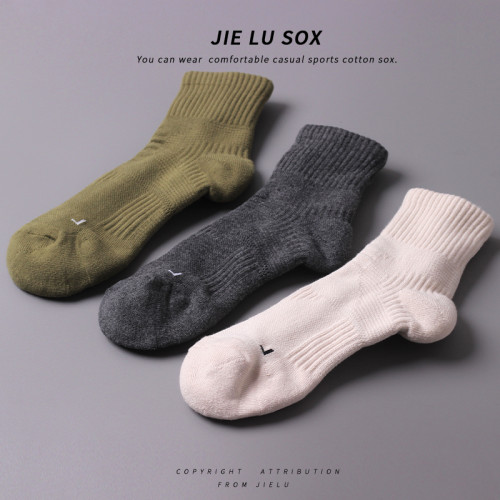 春秋男士運動頭跟毛圈跑步健身襪子羽毛球中筒棉襪分左右腳純棉 春秋男士運動頭跟毛圈跑步健身襪子羽毛球中筒棉襪分左右腳純棉