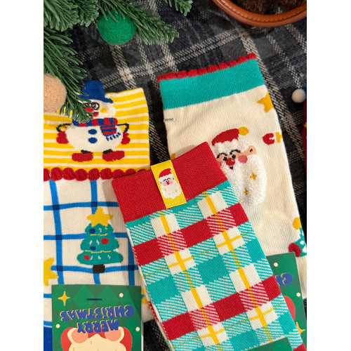 聖誕禮盒襪可愛卡通襪子女中筒襪個性ins潮襪純棉春秋款長襪冬季 聖誕禮盒襪可愛卡通襪子女中筒襪個性ins潮襪純棉春秋款長襪冬季