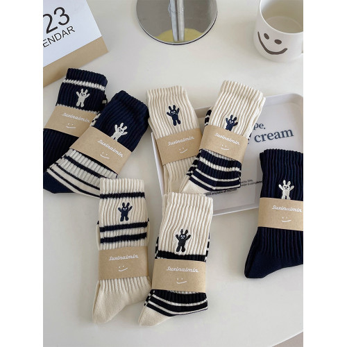 條紋兔子襪子女中筒襪純棉ins潮春秋季日系可愛運動秋冬堆堆長襪 條紋兔子襪子女中筒襪純棉ins潮春秋季日系可愛運動秋冬堆堆長襪