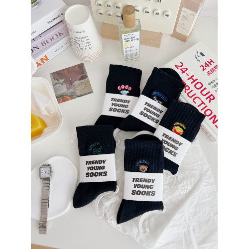 白色運動襪子女純棉中筒襪簡約日系卡通刺綉百搭黑色長襪ins春夏 白色運動襪子女純棉中筒襪簡約日系卡通刺綉百搭黑色長襪ins春夏