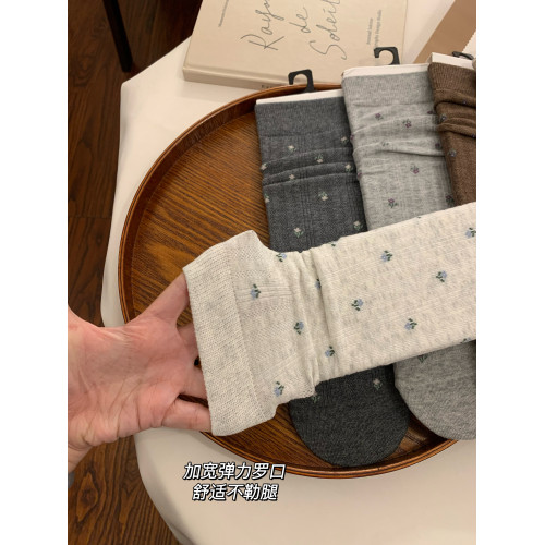 復古美拉德襪子女款秋冬季純棉紗線中筒襪2025新款爆款灰色堆堆襪 復古美拉德襪子女款秋冬季純棉紗線中筒襪2025新款爆款灰色堆堆襪