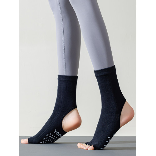 小魚加加露趾露腳跟五指瑜珈襪防滑女襪春夏高筒專業運動中筒襪 小魚加加露趾露腳跟五指瑜珈襪防滑女襪春夏高筒專業運動中筒襪
