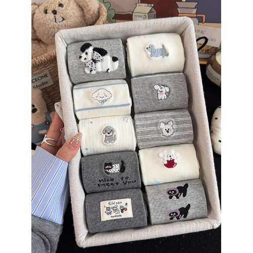 新款刺綉小狗襪子女中筒襪ins潮棉襪春秋灰色可愛卡通蝴蝶結長襪 新款刺綉小狗襪子女中筒襪ins潮棉襪春秋灰色可愛卡通蝴蝶結長襪