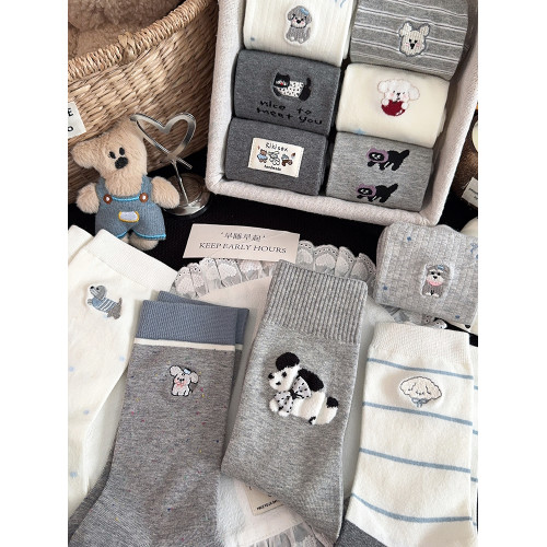 新款刺綉小狗襪子女中筒襪ins潮棉襪春秋灰色可愛卡通蝴蝶結長襪 新款刺綉小狗襪子女中筒襪ins潮棉襪春秋灰色可愛卡通蝴蝶結長襪