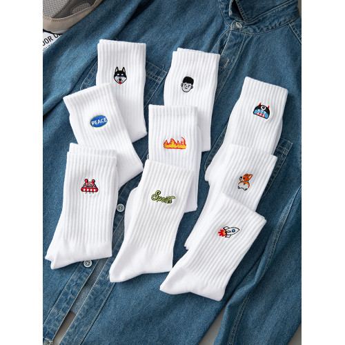 襪子男士中筒純棉男女刺綉運動襪街頭潮流ins高腰情侶黑白中筒襪 襪子男士中筒純棉男女刺綉運動襪街頭潮流ins高腰情侶黑白中筒襪