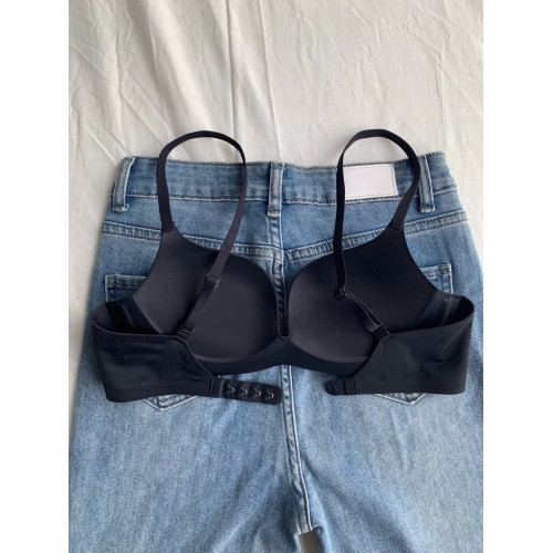 早A晚C無痕一片式美背內衣女小胸聚攏顯大收副乳無鋼圈文胸罩短襪