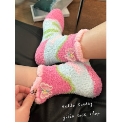 加厚絨襪子女秋冬保暖中筒可愛珊瑚絨日系家居地板襪睡眠襪暖腳