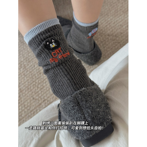 灰色襪子女中筒襪春秋純棉貓吃魚卡通可愛搞怪長襪女款初中生秋冬 灰色襪子女中筒襪春秋純棉貓吃魚卡通可愛搞怪長襪女款初中生秋冬