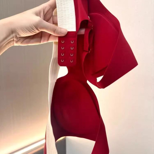 薄款無痕紅色內衣女小胸聚攏無鋼圈收副乳固定杯運動提拉文胸套裝 薄款無痕紅色內衣女小胸聚攏無鋼圈收副乳固定杯運動提拉文胸套裝
