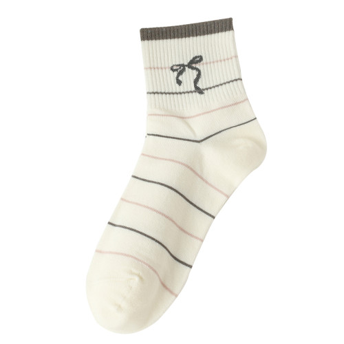 白色襪子女春秋中筒襪ins潮純棉可愛棉襪運動長襪秋冬透氣百搭 白色襪子女春秋中筒襪ins潮純棉可愛棉襪運動長襪秋冬透氣百搭