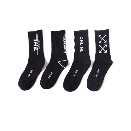 襪子男款純棉秋冬長筒黑色男生運動防臭防腳氣青少年中筒加厚男士 襪子男款純棉秋冬長筒黑色男生運動防臭防腳氣青少年中筒加厚男士