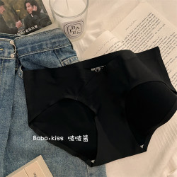 白色冰絲內褲女2025新款運動無痕低腰女生純棉襠抑菌三角褲女健身