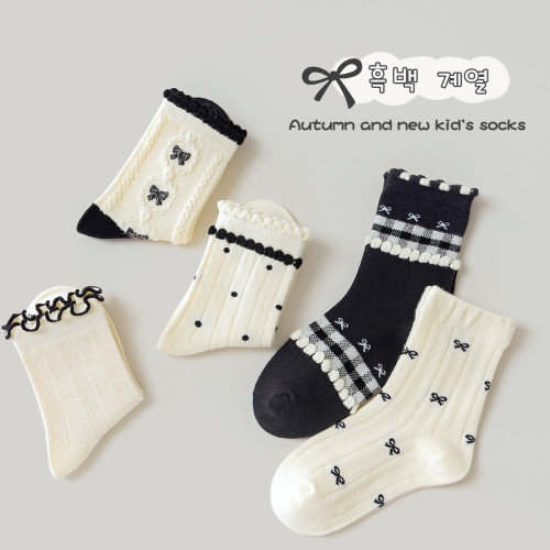 女童襪子純棉春秋兒童黑白洛麗塔公主花邊襪秋冬季女孩寶寶中筒襪 女童襪子純棉春秋兒童黑白洛麗塔公主花邊襪秋冬季女孩寶寶中筒襪