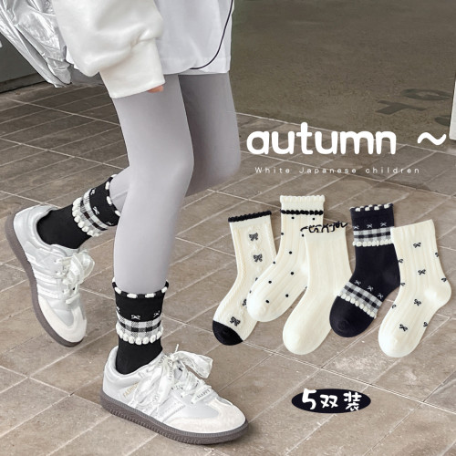 女童襪子純棉春秋兒童黑白洛麗塔公主花邊襪秋冬季女孩寶寶中筒襪 女童襪子純棉春秋兒童黑白洛麗塔公主花邊襪秋冬季女孩寶寶中筒襪