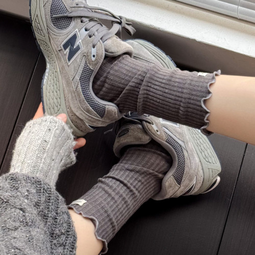 秋冬咖啡色小腿襪女竪條紋棉質短襪子木耳邊灰色中筒襪白色堆堆襪 秋冬咖啡色小腿襪女竪條紋棉質短襪子木耳邊灰色中筒襪白色堆堆襪