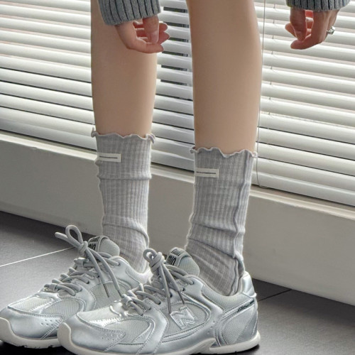 秋冬咖啡色小腿襪女竪條紋棉質短襪子木耳邊灰色中筒襪白色堆堆襪 秋冬咖啡色小腿襪女竪條紋棉質短襪子木耳邊灰色中筒襪白色堆堆襪