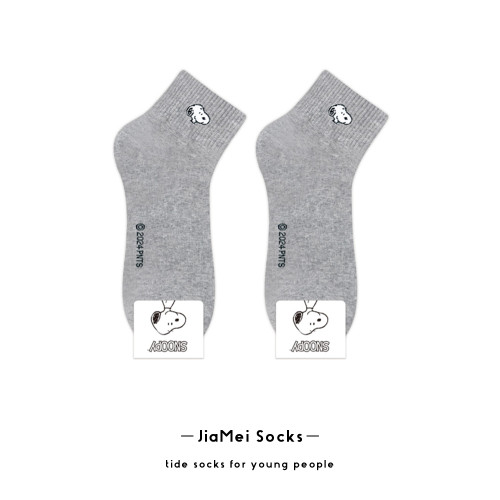 史努比男士短筒襪黑白灰純色吸汗可愛卡通小狗純棉韓國東大門襪子