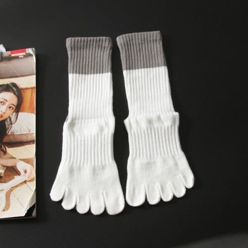 撞色羅紋防滑減震高彈棉質普拉提瑜珈五指中筒襪