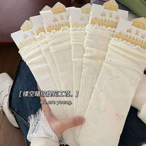 白色蕾絲襪子女夏季薄款中筒配小皮鞋瑪麗珍芭蕾風花邊堆堆襪夏天