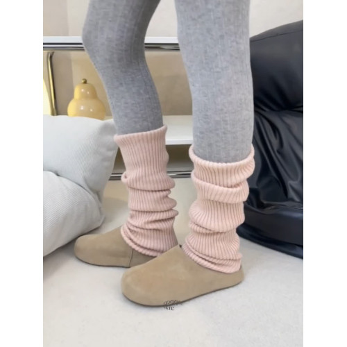 這雙裸粉色山羊絨腿套!太軟糯啦~含羊絨,質感高級又親膚,愛鼠 這雙裸粉色山羊絨腿套!太軟糯啦~含羊絨,質感高級又親膚,愛鼠