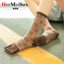 3雙裝CC五指瑜珈襪中筒女專業春夏防滑長筒普拉提襪室內健身訓練