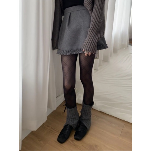 尊嘟很愛!菱格黑絲+襪套真的好美好耐看!秋冬高級感輕松拿捏~ 尊嘟很愛!菱格黑絲+襪套真的好美好耐看!秋冬高級感輕松拿捏~