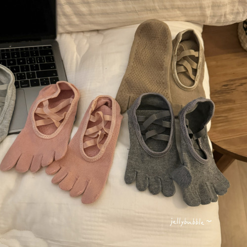 自畱款~普拉提瑜珈防滑襪健身運動女士五指襪舒適排汗襪子普拉提