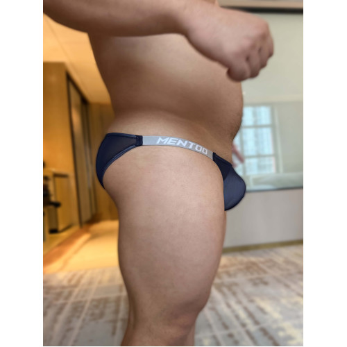 MENTOO超薄透裸感藏青小三角褲(隱藏款)高彈清爽運動性感絲滑 MENTOO超薄透裸感藏青小三角褲(隱藏款)高彈清爽運動性感絲滑