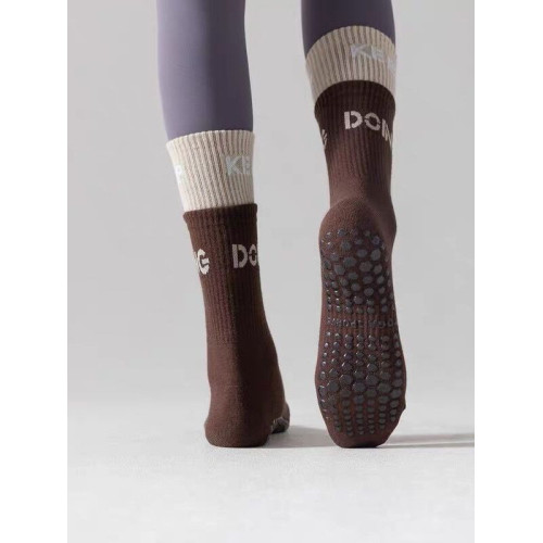 IuIu yogo瑜珈襪子女士防滑拼色中筒襪室內健身普拉提訓練運動襪 IuIu yogo瑜珈襪子女士防滑拼色中筒襪室內健身普拉提訓練運動襪