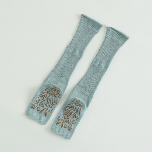 瑜珈襪子女露趾中筒防滑襪五指運動健身普拉提腿套地板堆堆襪 瑜珈襪子女露趾中筒防滑襪五指運動健身普拉提腿套地板堆堆襪