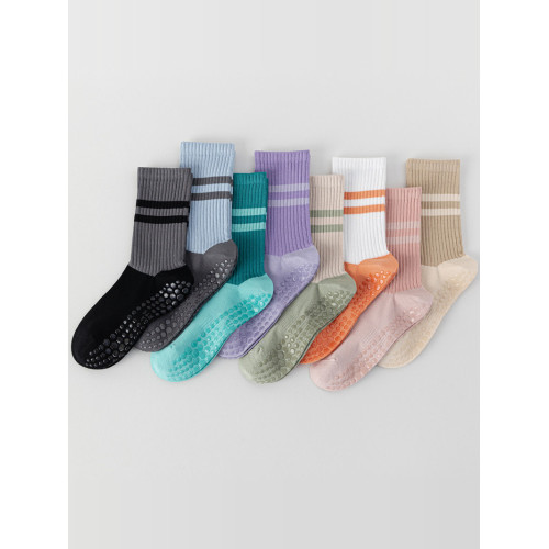 條紋瑜珈襪子女專業防滑中筒襪室內健身跑步普拉提運動成人地板襪 條紋瑜珈襪子女專業防滑中筒襪室內健身跑步普拉提運動成人地板襪