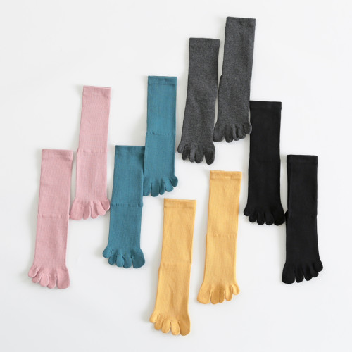 瑜珈襪子防滑專業女中筒分趾地板襪健身普拉提舞蹈運動五指襪 瑜珈襪子防滑專業女中筒分趾地板襪健身普拉提舞蹈運動五指襪