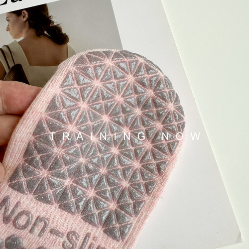 高顔值瑜珈襪女室內防滑彈力運動襪專業普拉提訓練健身襪夏 高顔值瑜珈襪女室內防滑彈力運動襪專業普拉提訓練健身襪夏