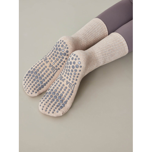 瑜珈襪子女中筒夏季薄款長筒專業防滑配鯊魚褲運動健身秋冬地板襪