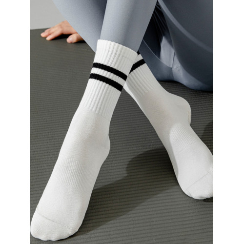 中筒瑜珈襪女專業防滑秋冬季保暖長筒學院風純棉健身普拉提運動襪 中筒瑜珈襪女專業防滑秋冬季保暖長筒學院風純棉健身普拉提運動襪