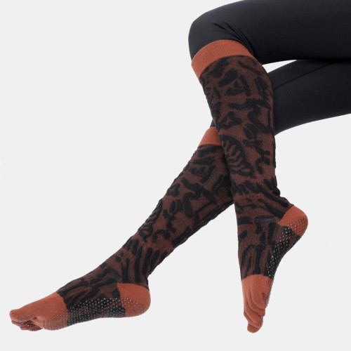 長筒瑜珈襪子防滑專業女五指襪健身防滑襪地板襪成人普拉提襪子 長筒瑜珈襪子防滑專業女五指襪健身防滑襪地板襪成人普拉提襪子