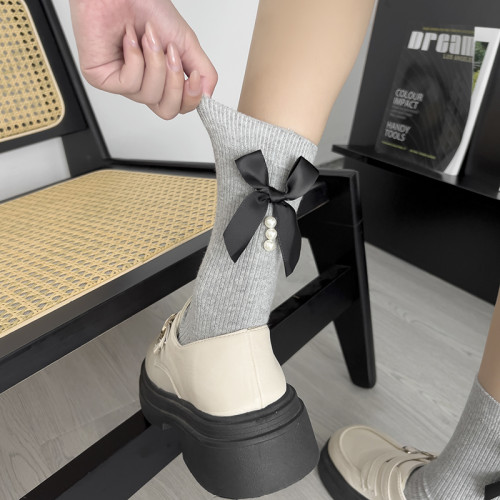 後跟蝴蝶結襪子女秋冬新款日系可愛甜美學院風珍珠中筒襪外穿ins 後跟蝴蝶結襪子女秋冬新款日系可愛甜美學院風珍珠中筒襪外穿ins