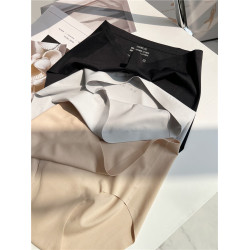 特 拍2條 無痕內褲乳膠檔瑜珈防尲尬運動內褲中腰三角內褲女