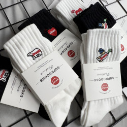 3雙裝餘文樂潮ins男中高筒襪北極熊刺綉襪子黑白運動純棉長襪子女