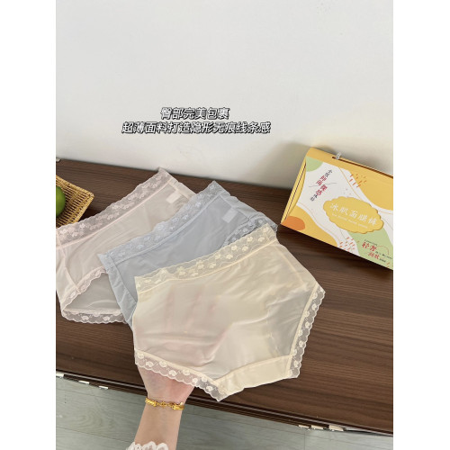 10A桑蠶絲冰肌面膜褲9002#夏季內褲女超薄透氣中腰蕾絲少女三角褲 10A桑蠶絲冰肌面膜褲9002#夏季內褲女超薄透氣中腰蕾絲少女三角褲