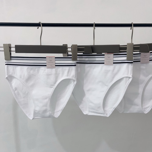 好貨 白色高叉速乾透氣運動內褲 女式包臀高腰瑜珈健身三角褲底褲