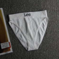 歐美單！高叉高腰速乾運動內褲女錦綸面料透氣跑步瑜珈健身三角褲