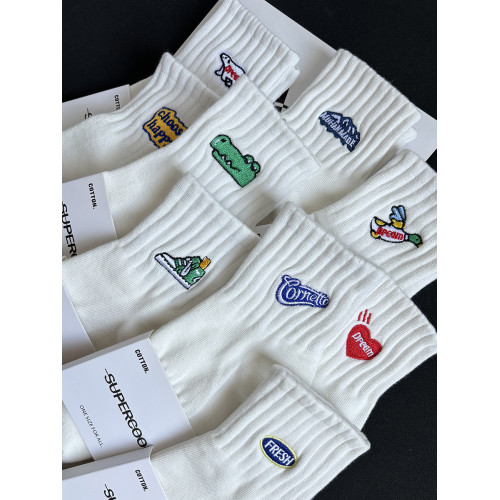 襪子男款純棉吸汗中短筒襪青少年運動防臭男女學生長襪白色ins潮 襪子男款純棉吸汗中短筒襪青少年運動防臭男女學生長襪白色ins潮