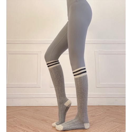 新品室內外瑜珈小腿襪普拉提襪復古雙杠地板襪腳底英倫學院人字紋 新品室內外瑜珈小腿襪普拉提襪復古雙杠地板襪腳底英倫學院人字紋