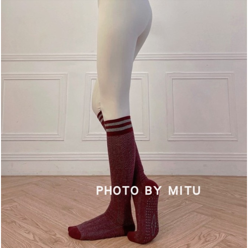 新品室內外瑜珈小腿襪普拉提襪復古雙杠地板襪腳底英倫學院人字紋 新品室內外瑜珈小腿襪普拉提襪復古雙杠地板襪腳底英倫學院人字紋