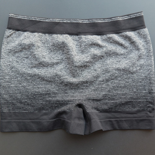 歐單男子無縫平角緊身速乾內褲運動內褲跑步登山防磨速乾透氣