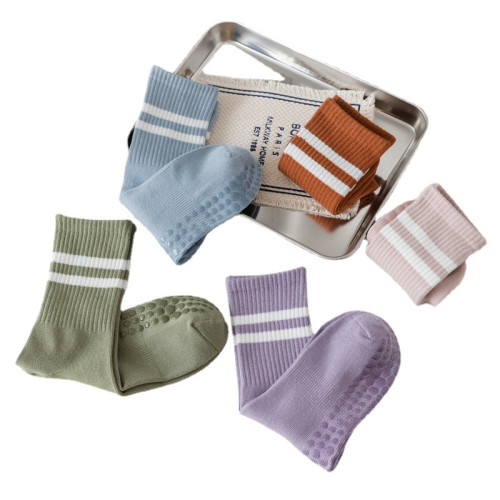 2022秋冬瑜珈襪子女中筒襪純棉防滑矽膠室內健身普拉提女士運動襪 2022秋冬瑜珈襪子女中筒襪純棉防滑矽膠室內健身普拉提女士運動襪