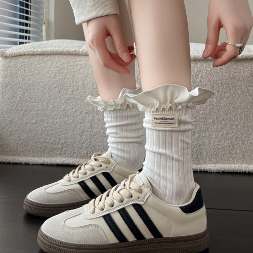 白色蕾絲花邊小腿襪日系秋冬棉質加厚堆堆襪小香風黑色中筒短襪子 白色蕾絲花邊小腿襪日系秋冬棉質加厚堆堆襪小香風黑色中筒短襪子